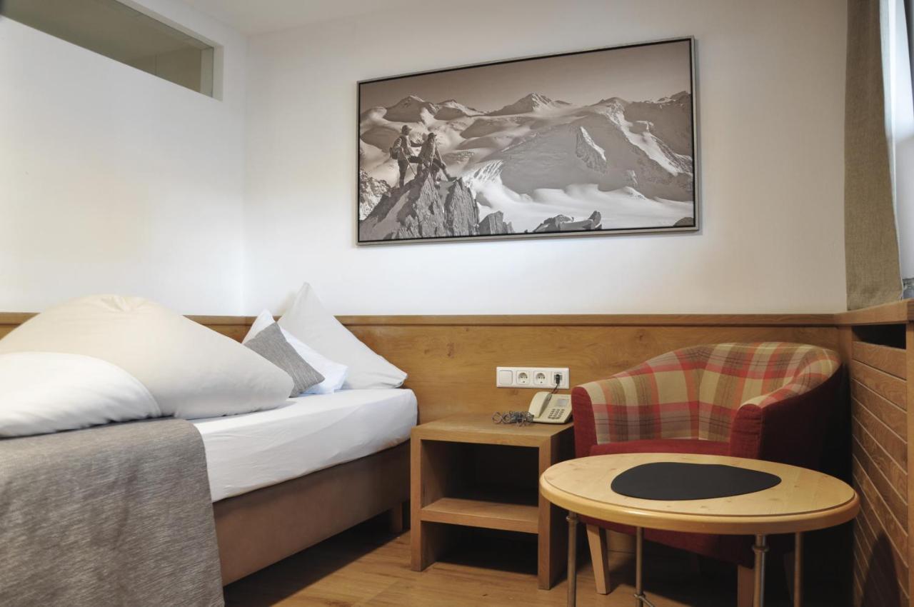 Hotel Brugger 富尔普梅斯 外观 照片