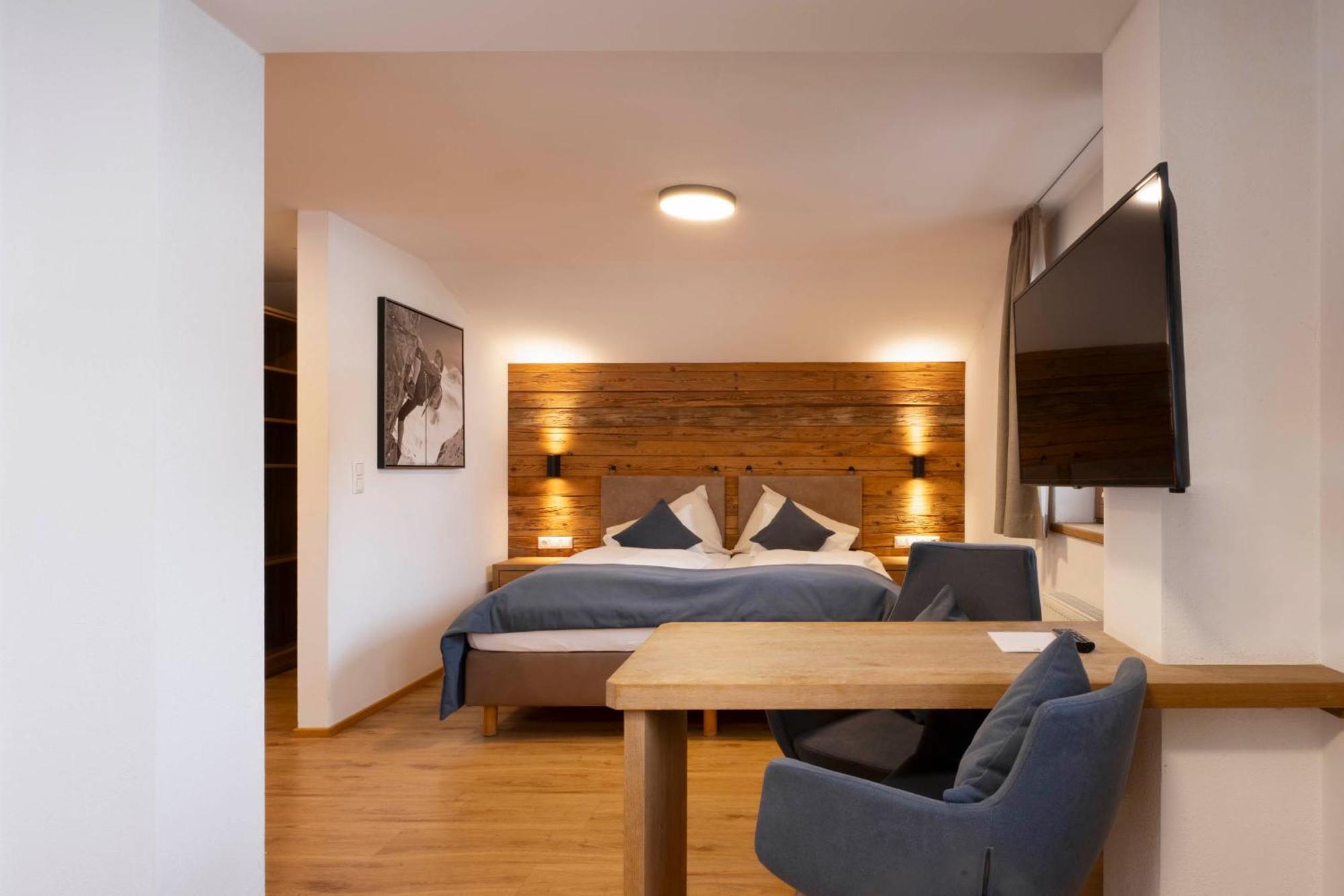 Hotel Brugger 富尔普梅斯 外观 照片